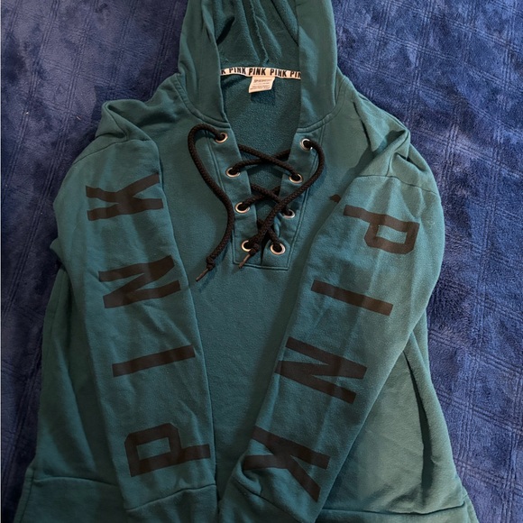 Juniors size S PINK oversized hoodie with crisscross string on chest - Picture 2 of 7